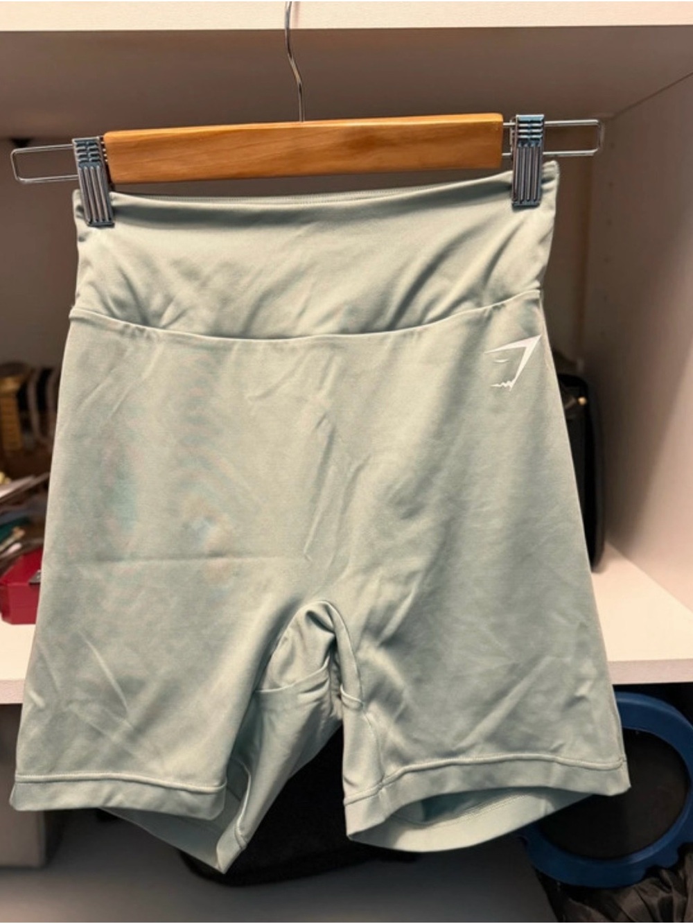 Gymshark High-Waist Women's Light Sage butt scrunch Shorts